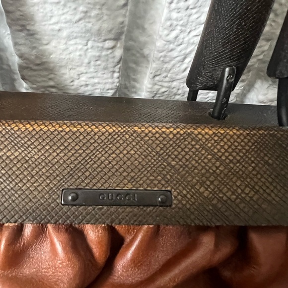 Vintage Gucci doctors bag. Chocolate brown leather with dual wooden handles. - Picture 4 of 8